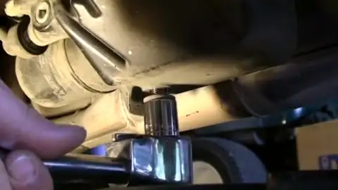 Oil And Rear Drive Fluid Change