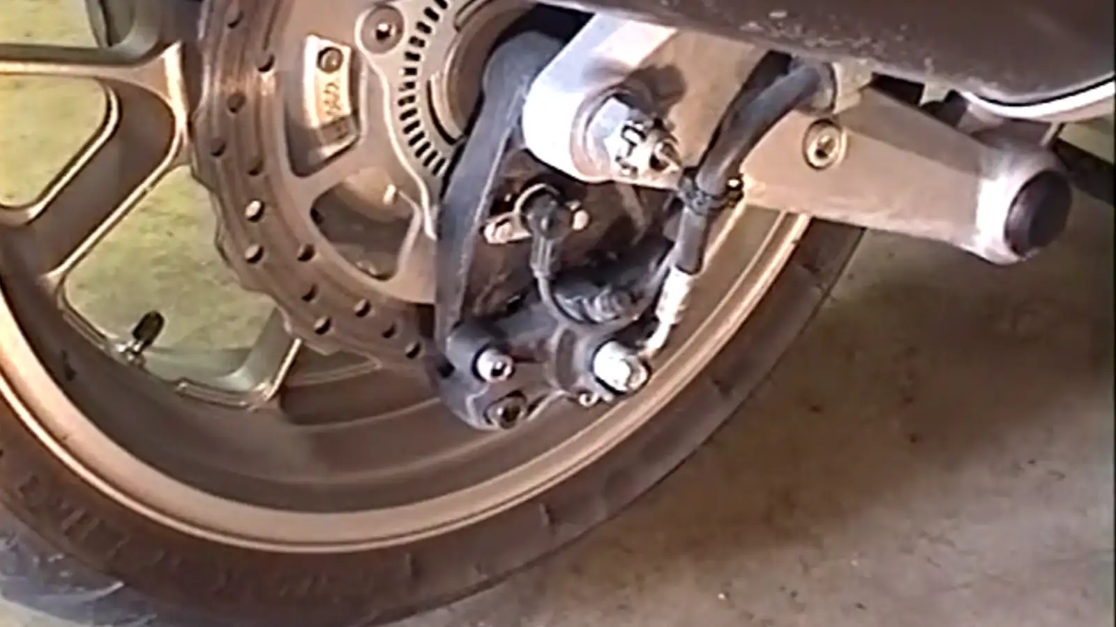 Rear Wheel Remove And Replace