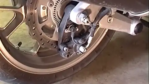 Rear Wheel Remove And Replace