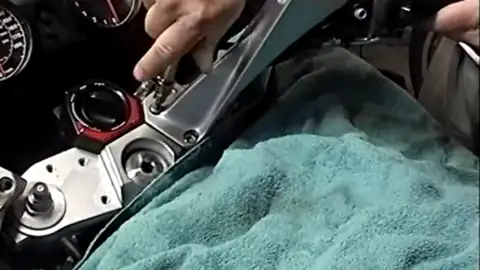 Steering Bearing Adjust