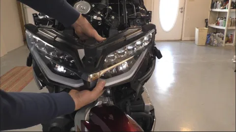 Headlight Remove and Replace