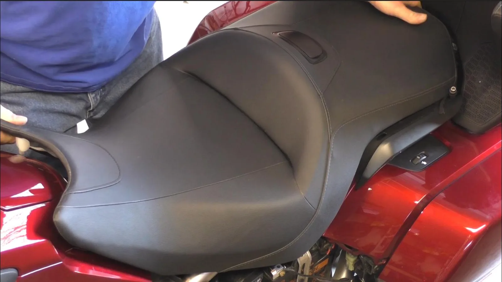 Seat Remove and Replace